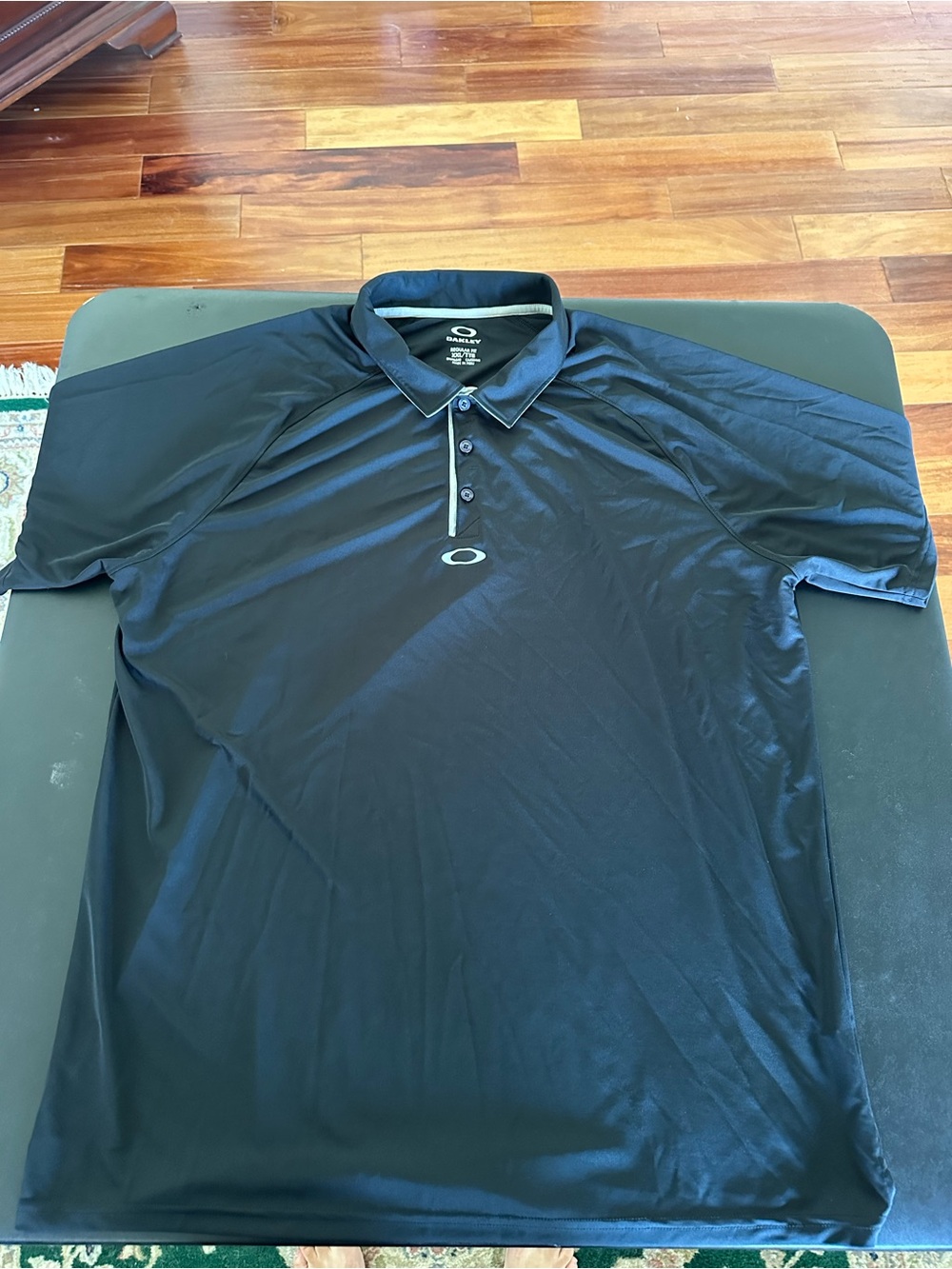 Oakley Men’s Black Performance Polo Shirt Size 2XL